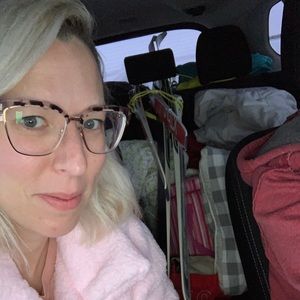 Meet your Posher, Leslie